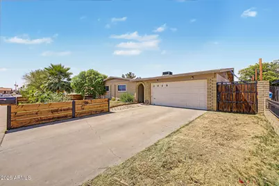 3028 W Laurel Lane, Phoenix, AZ 85029 - Photo 4