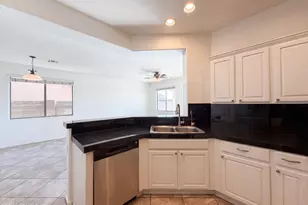 38034 N Hudson Trail, Anthem, AZ 85086 - Photo 10