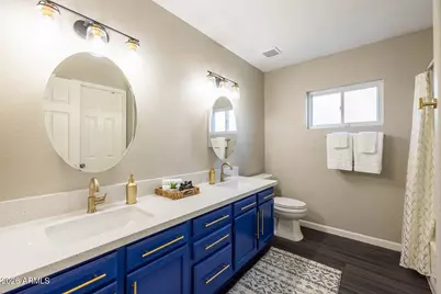 8821 W Keim Drive, Glendale, AZ 85305 - Photo 24