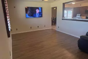 11420 N 57th Ave N, Glendale, AZ 85304 - Photo 6