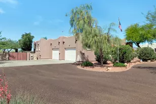 39120 N 2nd Pl, Phoenix, AZ 85086 - Photo 2