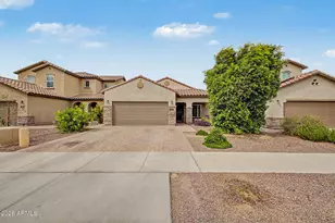 614 W Kerry Ln, Phoenix, AZ 85027 - Photo 2