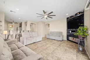 614 W Kerry Ln, Phoenix, AZ 85027 - Photo 12