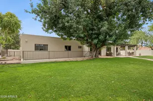 2002 E Caroline Ln, Tempe, AZ 85284 - Photo 50