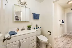 8407 E Crestwood Way, Scottsdale, AZ 85250 - Photo 28