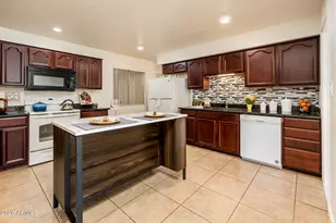 8407 E Crestwood Way, Scottsdale, AZ 85250 - Photo 14
