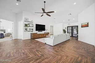 9098 E Ludlow Dr, Scottsdale, AZ 85260 - Photo 2