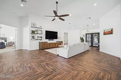 9098 E Ludlow Drive, Scottsdale, AZ 85260 - Photo 1