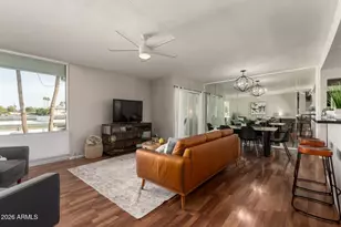 3270 E Camelback Rd, Phoenix, AZ 85018 - Photo 4
