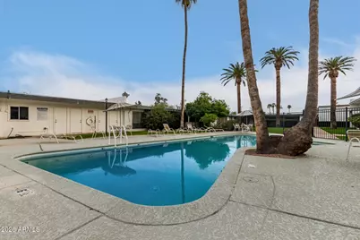 3270 E Camelback Road #213, Phoenix, AZ 85018 - Photo 32