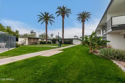 3270 E Camelback Road #213, Phoenix, AZ 85018 - Photo 36