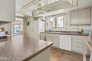 12510 W Flagstone Dr, Sun City West, AZ 85375 - Photo 10