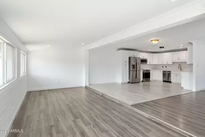 8443 E Edgemont Avenue, Scottsdale, AZ 85257 - Photo 24