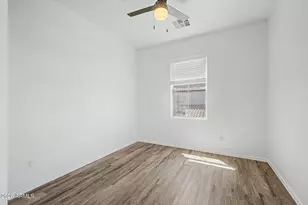 166 W Laurel Ct, Gilbert, AZ 85233 - Photo 16