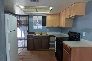 404 E Osage Ave, Apache Junction, AZ 85119 - Photo 10