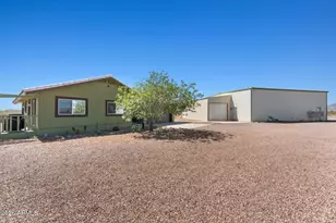 48023 N 518th Ave, Aguila, AZ 85320 - Photo 2