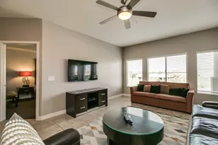 5450 E Deer Valley Dr, Phoenix, AZ 85054 - Photo 16