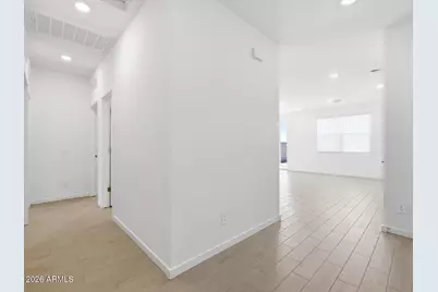 17782 W Woodlands Avenue, Goodyear, AZ 85338 - Photo 2