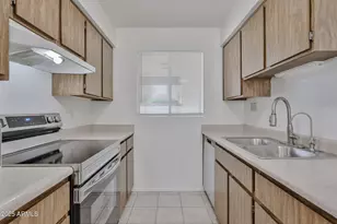 10620 W Northern Ave, Glendale, AZ 85307 - Photo 20