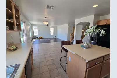 25037 W Illini Street, Buckeye, AZ 85326 - Photo 8