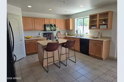 25037 W Illini Street, Buckeye, AZ 85326 - Photo 6