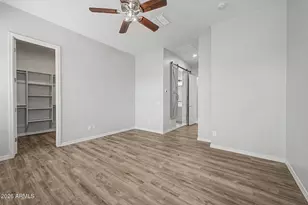 927 S Soho Ln, Chandler, AZ 85225 - Photo 22