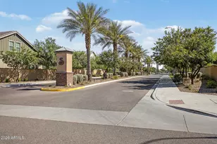 927 S Soho Ln, Chandler, AZ 85225 - Photo 44
