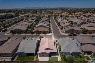 927 S Soho Ln, Chandler, AZ 85225 - Photo 54