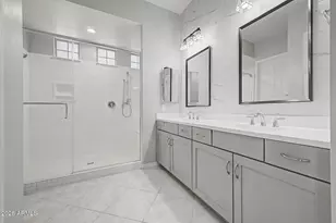 927 S Soho Ln, Chandler, AZ 85225 - Photo 24