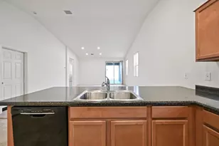1630 E Grove St, Phoenix, AZ 85040 - Photo 10