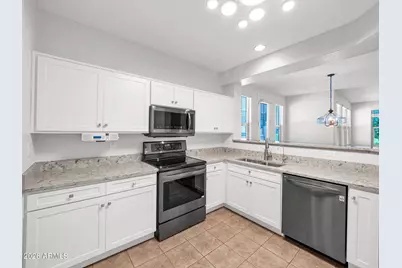 15221 N Clubgate Drive #2071, Scottsdale, AZ 85254 - Photo 8