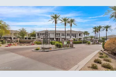 15221 N Clubgate Drive #2071, Scottsdale, AZ 85254 - Photo 2
