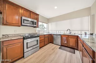 12350 N 71st Dr, Peoria, AZ 85381 - Photo 12