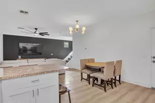 3345 E Pinchot Ave, Phoenix, AZ 85018 - Photo 16