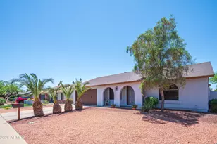 17810 N 34th Pl, Phoenix, AZ 85032 - Photo 2