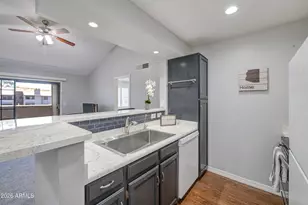 533 W Guadalupe Rd, Mesa, AZ 85210 - Photo 12