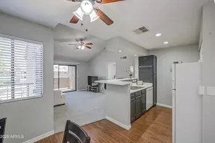 533 W Guadalupe Rd, Mesa, AZ 85210 - Photo 10
