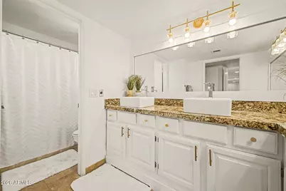 2334 E Gelding Drive, Phoenix, AZ 85022 - Photo 32
