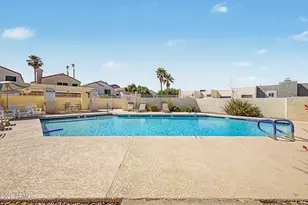 2334 E Gelding Dr, Phoenix, AZ 85022 - Photo 42