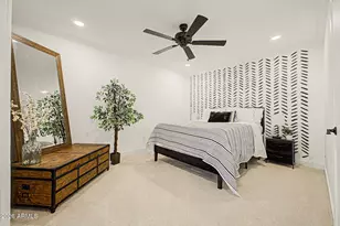 2334 E Gelding Dr, Phoenix, AZ 85022 - Photo 36