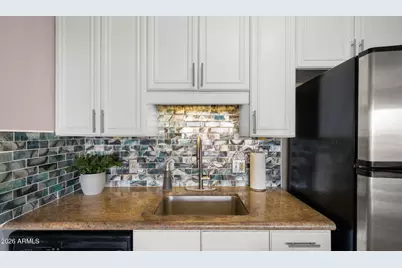 4750 N Central Avenue #11R-S, Phoenix, AZ 85012 - Photo 10