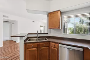 15095 N Thompson Peak Pkwy, Scottsdale, AZ 85260 - Photo 8