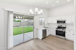 14947 W Acapulco Ln, Surprise, AZ 85379 - Photo 6