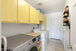 2925 W Villa Rita Dr, Phoenix, AZ 85053 - Photo 36