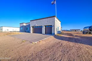 25037 W Chaparosa Wy, Wittmann, AZ 85361 - Photo 12