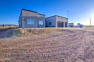 25037 W Chaparosa Wy, Wittmann, AZ 85361 - Photo 10