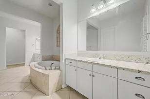 8406 W Louise Ct, Peoria, AZ 85383 - Photo 36