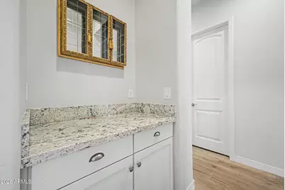 8406 W Louise Court, Peoria, AZ 85383 - Photo 14