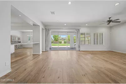 8406 W Louise Court, Peoria, AZ 85383 - Photo 16