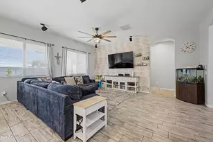 41814 N Kamala Tree St, San Tan Valley, AZ 85140 - Photo 10